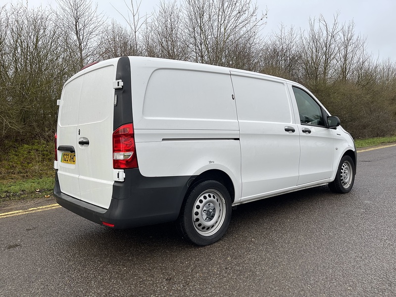 Mercedes-Benz eVito 116 e 66kWh Progressive Auto FWD L2 6dr (LWB) - U574