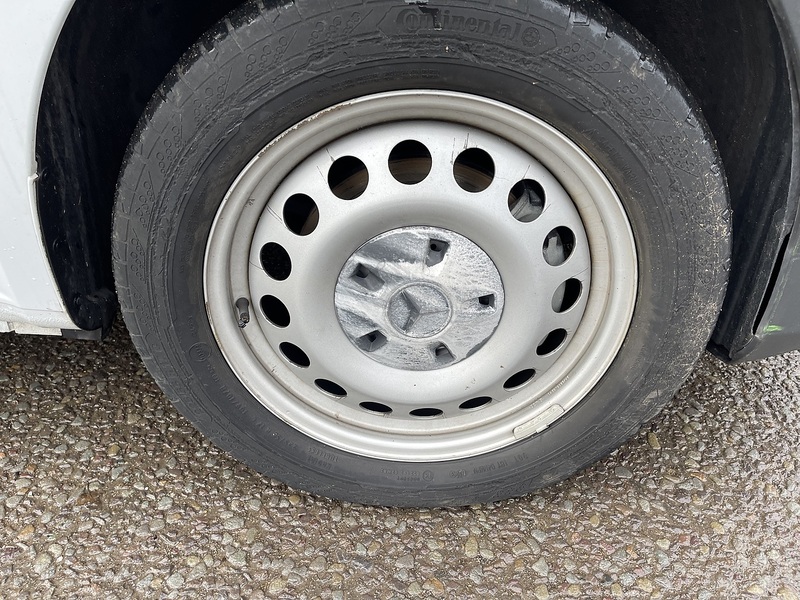 Mercedes-Benz eVito 116 e 66kWh Progressive Auto FWD L2 6dr (LWB) - U574