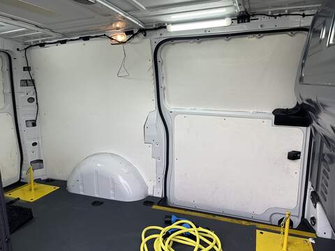 Mercedes-Benz eVito 116 e 66kWh Progressive Auto FWD L2 6dr (LWB) - U574