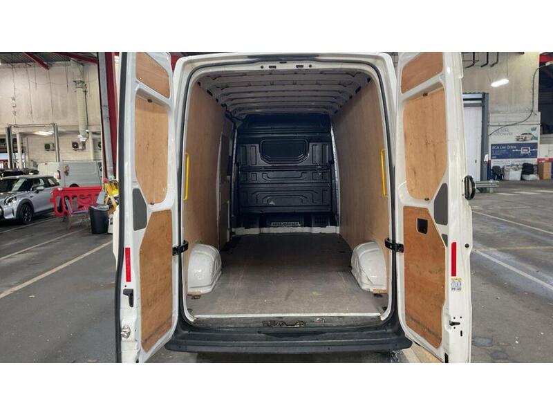 Volkswagen Crafter 2.0 TDI CR35 Trendline FWD LWB High Roof Euro 6 (s/s) 5dr - U576
