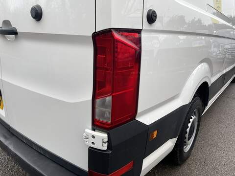 Volkswagen Crafter 2.0 TDI CR35 Trendline FWD LWB High Roof Euro 6 (s/s) 5dr - U576