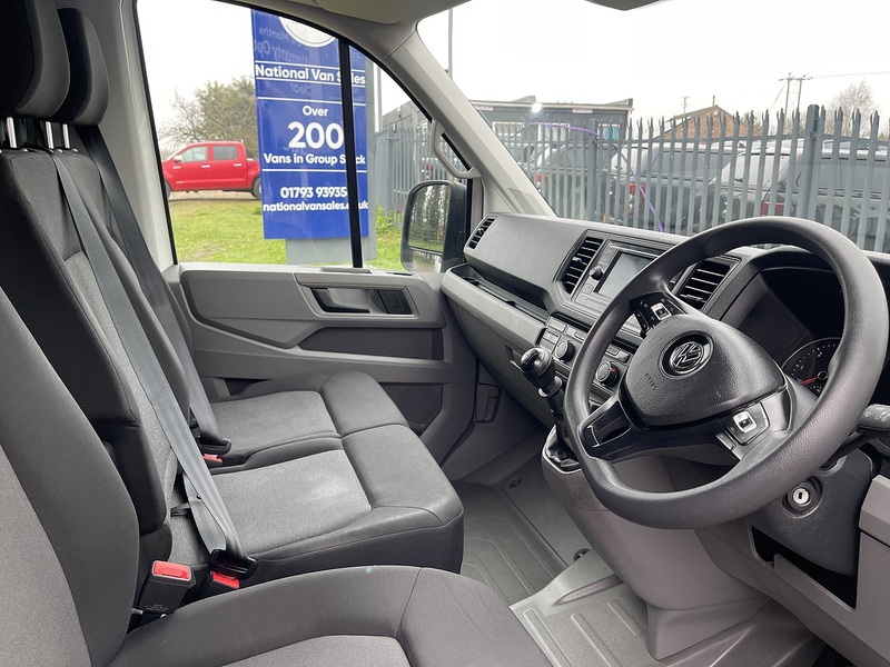 Volkswagen Crafter 2.0 TDI CR35 Trendline FWD LWB High Roof Euro 6 (s/s) 5dr - U576
