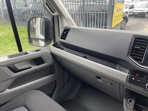 Volkswagen Crafter 2.0 TDI CR35 Trendline FWD LWB High Roof Euro 6 (s/s) 5dr - U576