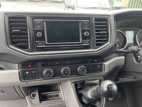 Volkswagen Crafter 2.0 TDI CR35 Trendline FWD LWB High Roof Euro 6 (s/s) 5dr - U576