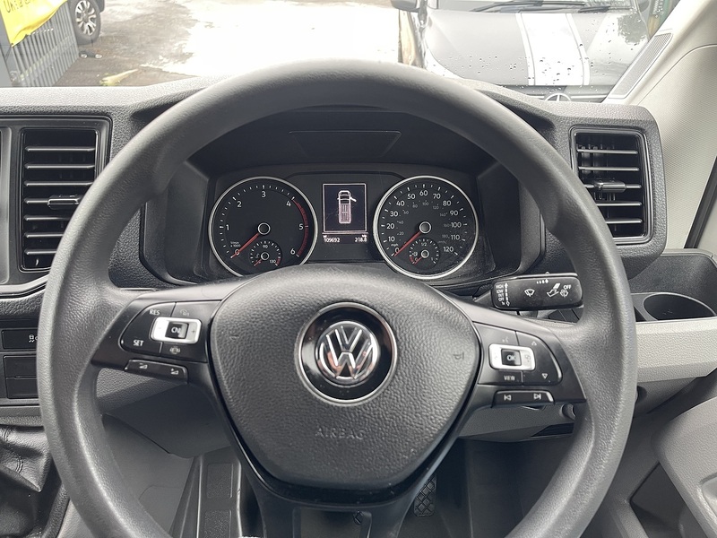 Volkswagen Crafter 2.0 TDI CR35 Trendline FWD LWB High Roof Euro 6 (s/s) 5dr - U576