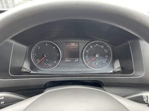 Volkswagen Crafter 2.0 TDI CR35 Trendline FWD LWB High Roof Euro 6 (s/s) 5dr - U576