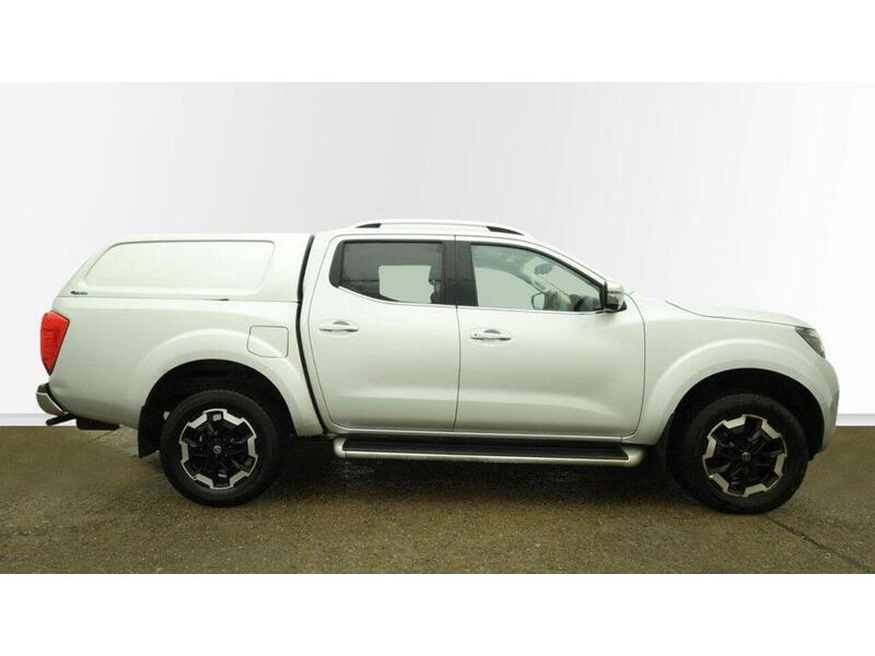Nissan Navara 2.3 dCi Tekna Auto 4WD Euro 6 4dr - U580