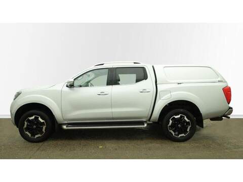 Nissan Navara 2.3 dCi Tekna Auto 4WD Euro 6 4dr - U580