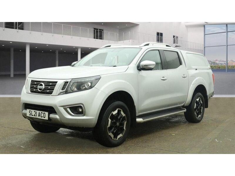 Nissan Navara 2.3 dCi Tekna Auto 4WD Euro 6 4dr - U580