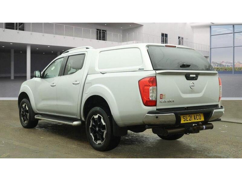 Nissan Navara 2.3 dCi Tekna Auto 4WD Euro 6 4dr - U580