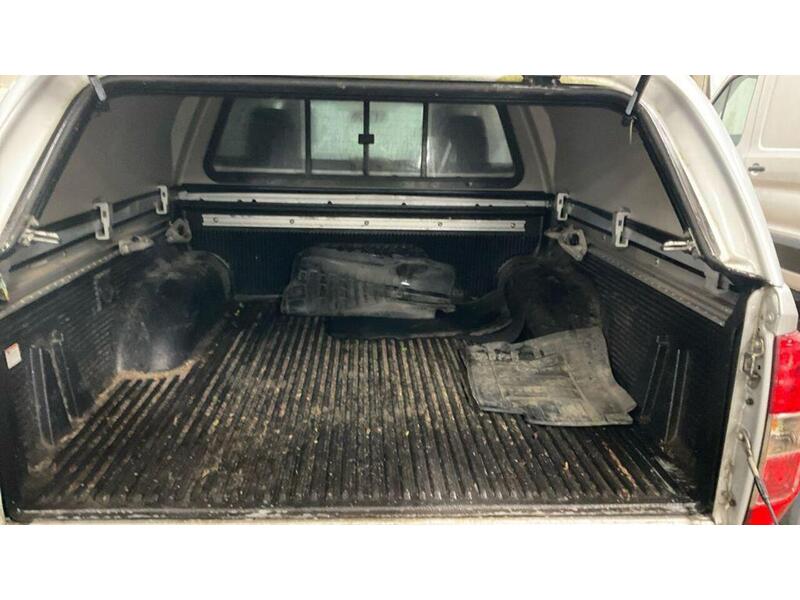 Nissan Navara 2.3 dCi Tekna Auto 4WD Euro 6 4dr - U580