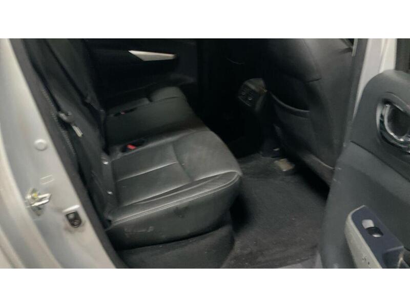 Nissan Navara 2.3 dCi Tekna Auto 4WD Euro 6 4dr - U580