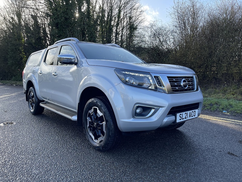 Nissan Navara 2.3 dCi Tekna Auto 4WD Euro 6 4dr - U580
