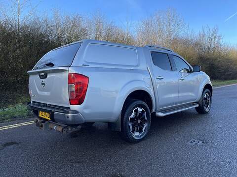 Nissan Navara 2.3 dCi Tekna Auto 4WD Euro 6 4dr - U580