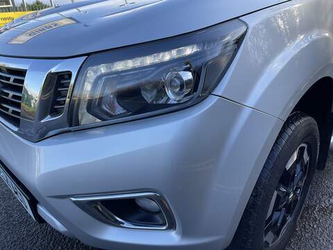 Nissan Navara 2.3 dCi Tekna Auto 4WD Euro 6 4dr - U580
