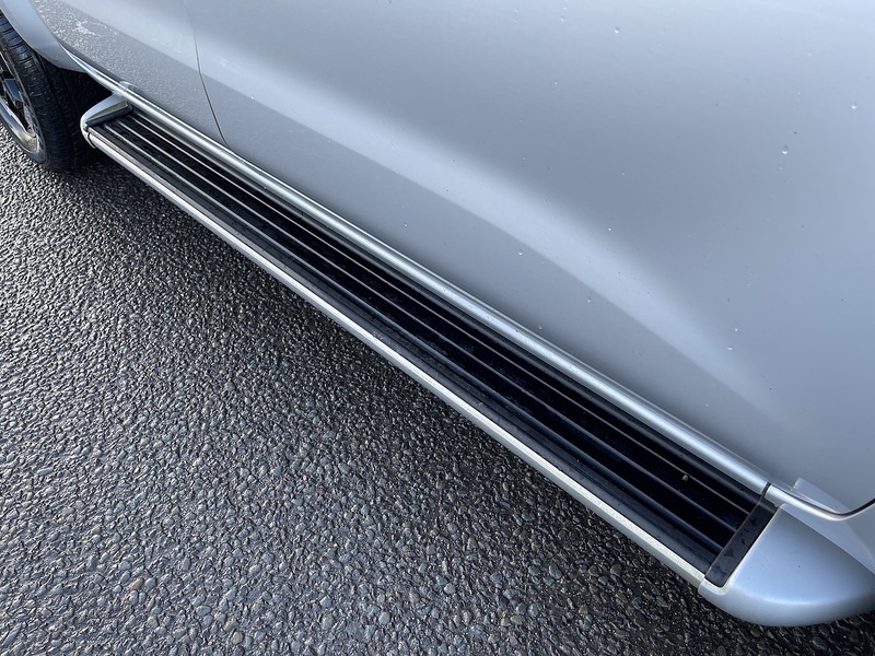 Nissan Navara 2.3 dCi Tekna Auto 4WD Euro 6 4dr - U580