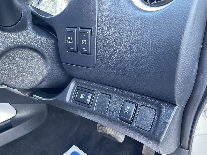 Nissan Navara 2.3 dCi Tekna Auto 4WD Euro 6 4dr - U580