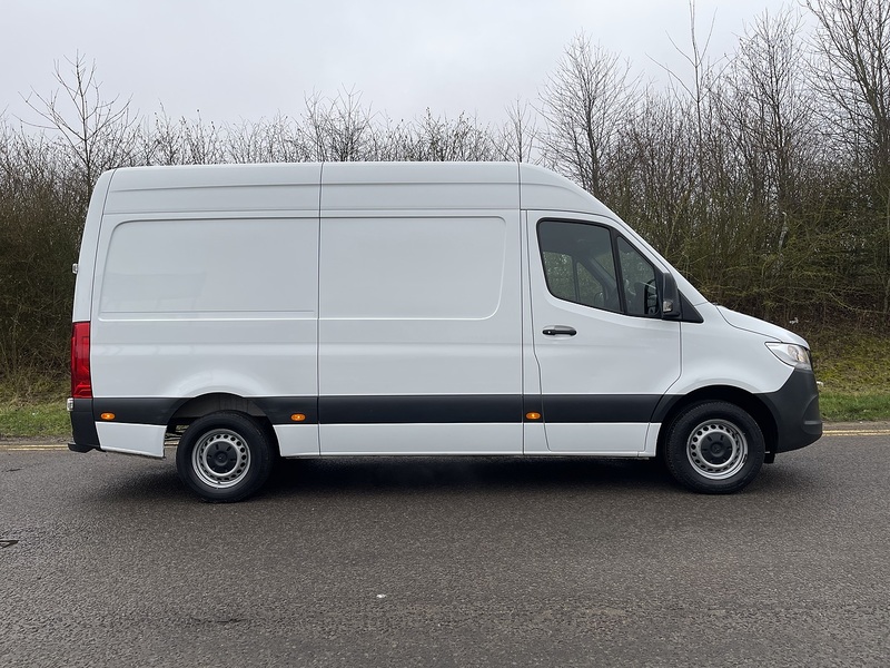 Mercedes-Benz Sprinter 2.0 315 CDI Progressive RWD L2 H2 Euro 6 (s/s) 5dr - U583