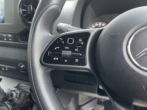 Mercedes-Benz Sprinter 2.0 315 CDI Progressive RWD L2 H2 Euro 6 (s/s) 5dr - U583