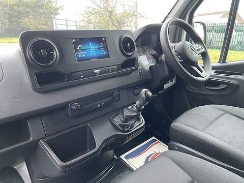 Mercedes-Benz Sprinter 2.0 315 CDI Progressive RWD L2 H2 Euro 6 (s/s) 5dr - U583