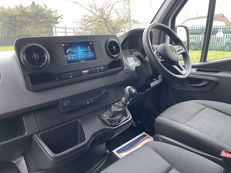 Mercedes-Benz Sprinter 2.0 315 CDI Progressive RWD L2 H2 Euro 6 (s/s) 5dr - U583