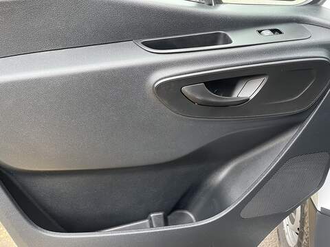 Mercedes-Benz Sprinter 2.0 315 CDI Progressive RWD L2 H2 Euro 6 (s/s) 5dr - U583