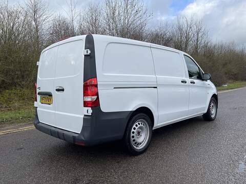 Mercedes-Benz eVito 114 e 41kWh Progressive Auto FWD L2 6dr (LWB) - U584