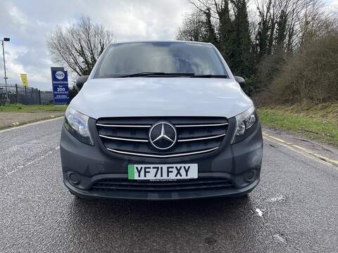Mercedes-Benz eVito 114 e 41kWh Progressive Auto FWD L2 6dr (LWB) - U584