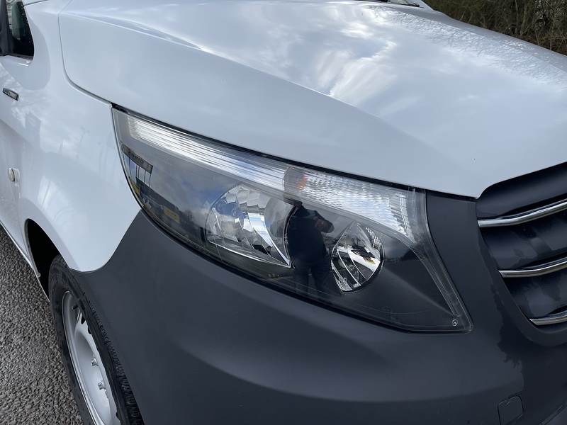 Mercedes-Benz eVito 114 e 41kWh Progressive Auto FWD L2 6dr (LWB) - U584