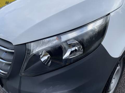 Mercedes-Benz eVito 114 e 41kWh Progressive Auto FWD L2 6dr (LWB) - U584