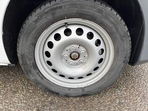 Mercedes-Benz eVito 114 e 41kWh Progressive Auto FWD L2 6dr (LWB) - U584