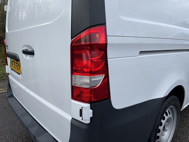 Mercedes-Benz eVito 114 e 41kWh Progressive Auto FWD L2 6dr (LWB) - U584