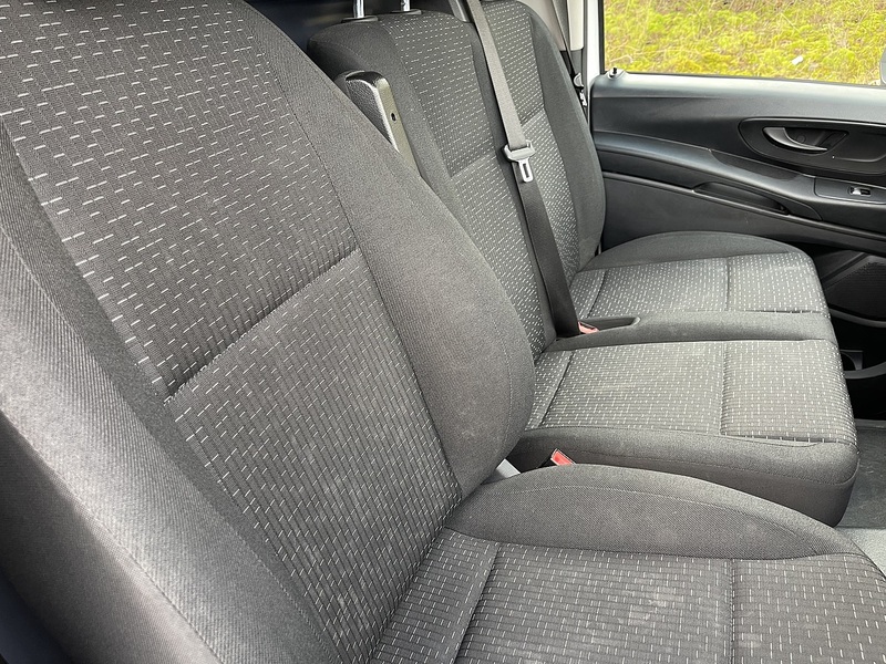 Mercedes-Benz eVito 114 e 41kWh Progressive Auto FWD L2 6dr (LWB) - U584