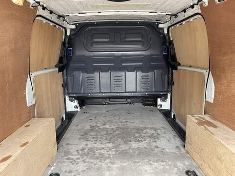 Mercedes-Benz eVito 114 e 41kWh Progressive Auto FWD L2 6dr (LWB) - U584