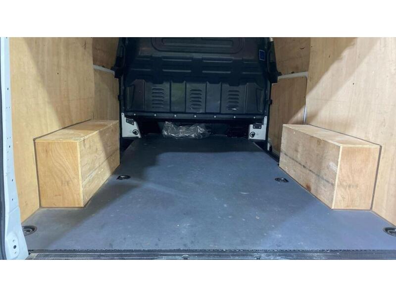 Mercedes-Benz eVito 116 e 66kWh Progressive Auto FWD L2 6dr (LWB) - U585