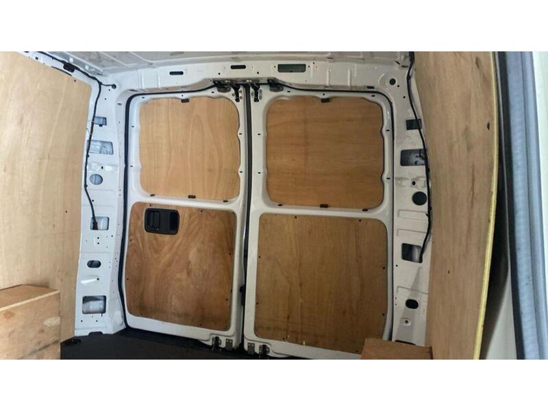 Mercedes-Benz eVito 116 e 66kWh Progressive Auto FWD L2 6dr (LWB) - U585