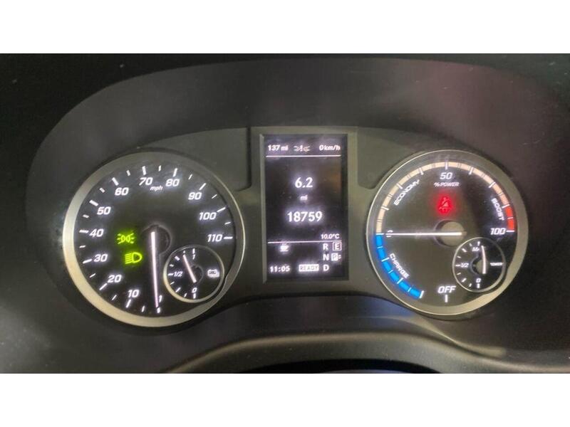 Mercedes-Benz eVito 116 e 66kWh Progressive Auto FWD L2 6dr (LWB) - U585