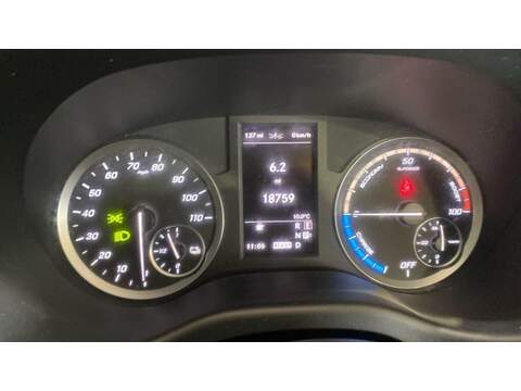 Mercedes-Benz eVito 116 e 66kWh Progressive Auto FWD L2 6dr (LWB) - U585
