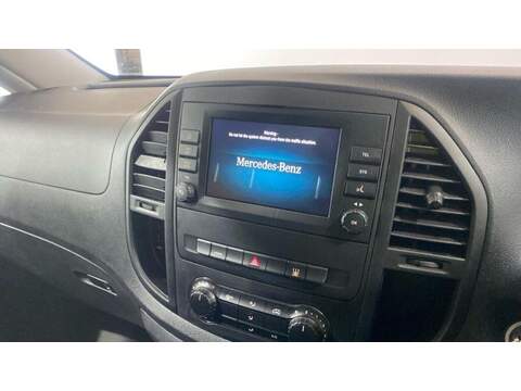 Mercedes-Benz eVito 116 e 66kWh Progressive Auto FWD L2 6dr (LWB) - U585