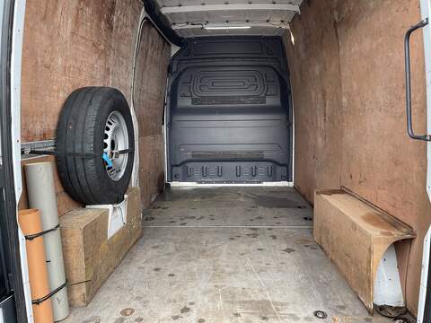 Mercedes-Benz eSprinter 55kWh Progressive Auto FWD L2 H2 5dr 20kW Charger - U586