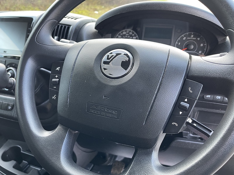 Vauxhall Movano 2.2 CDTi 3500 BiTurbo Prime FWD L3 H2 Euro 6 (s/s) 5dr - U588