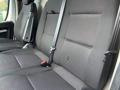 Vauxhall Movano 2.2 CDTi 3500 BiTurbo Prime FWD L3 H2 Euro 6 (s/s) 5dr - U588