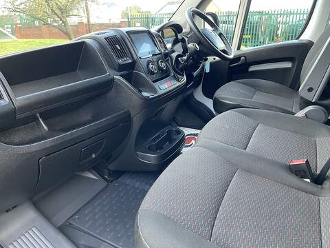 Vauxhall Movano 2.2 CDTi 3500 BiTurbo Prime FWD L3 H2 Euro 6 (s/s) 5dr - U588