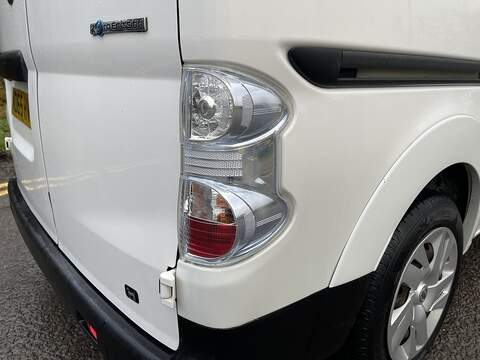 Nissan e-NV200 Acenta Panel Van 5dr Electric Auto SWB (109 ps) - U589