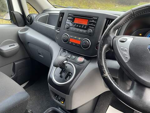 Nissan e-NV200 Acenta Panel Van 5dr Electric Auto SWB (109 ps) - U589