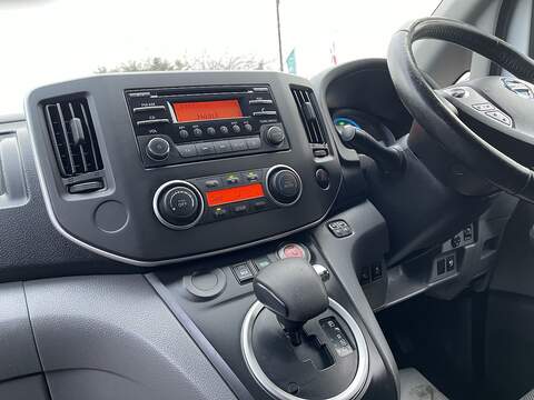 Nissan e-NV200 Acenta Panel Van 5dr Electric Auto SWB (109 ps) - U589