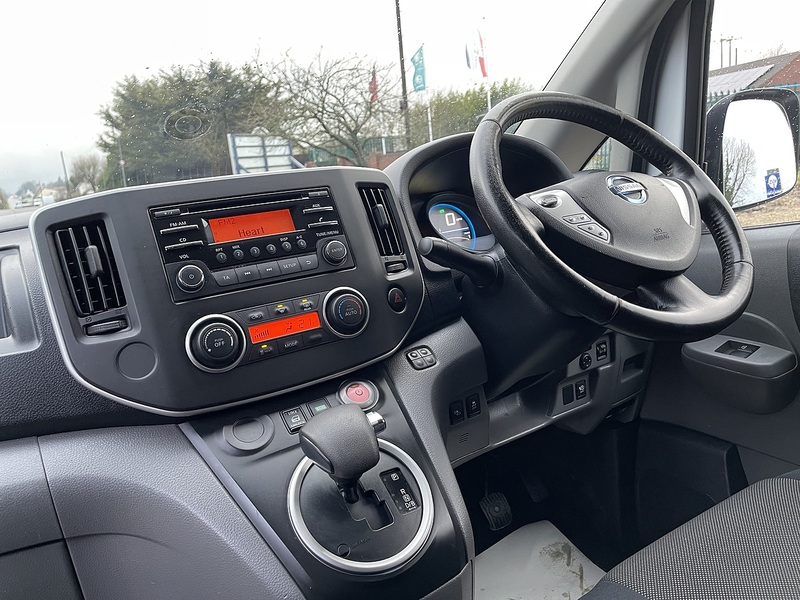 Nissan e-NV200 Acenta Panel Van 5dr Electric Auto SWB (109 ps) - U589