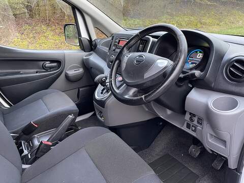 Nissan e-NV200 Acenta Panel Van 5dr Electric Auto SWB (109 ps) - U589