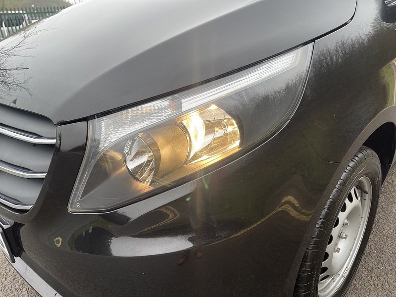 Mercedes-Benz eVito 114 e 41kWh Progressive Auto FWD L2 6dr (LWB) - U596