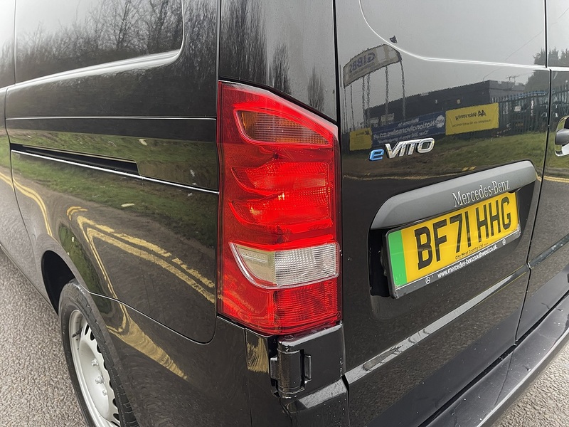 Mercedes-Benz eVito 114 e 41kWh Progressive Auto FWD L2 6dr (LWB) - U596